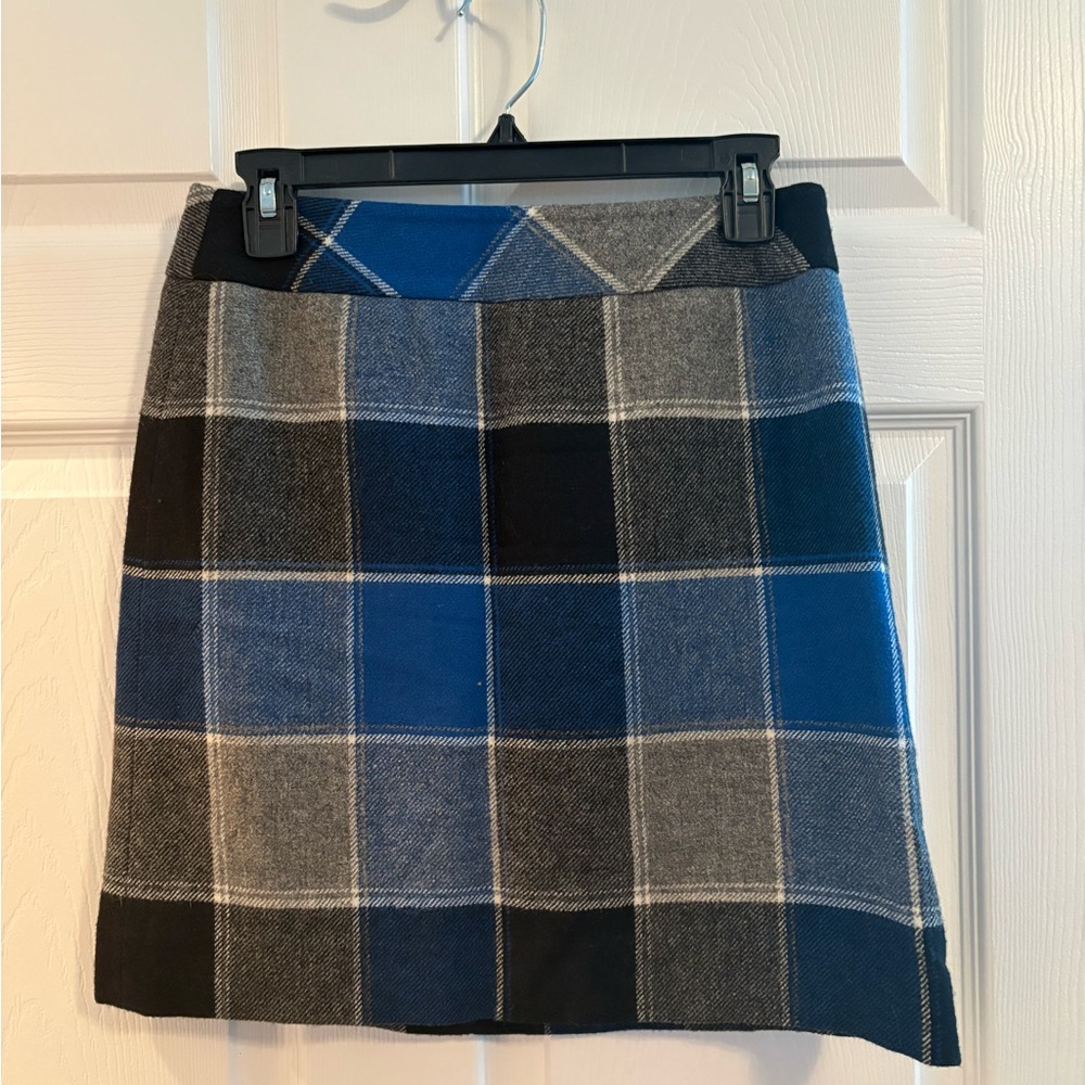 Talbots Plaid Pencil Skirt - Black, Blue, and Gray, Size 2P